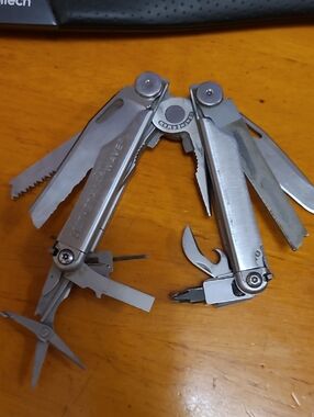 Leatherman Wave With Pouch. Used. Good Condition